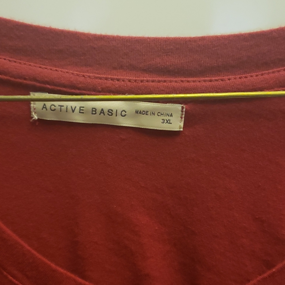 Red long sleeve top - Picture 3 of 3